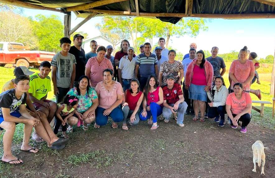 En-San-Vicente-familas-agricultoras-de-Las-Tunas-se-organizan-para-luchar-por-sus-derechos.jpg